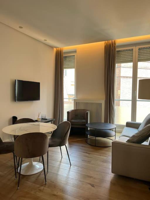 Apartment Piazza Affari - Duomo *