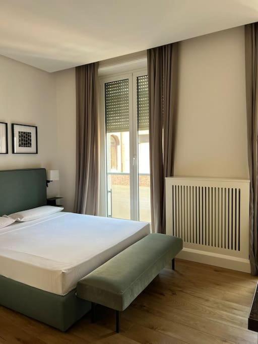 Piazza Affari - Duomo Apartment
