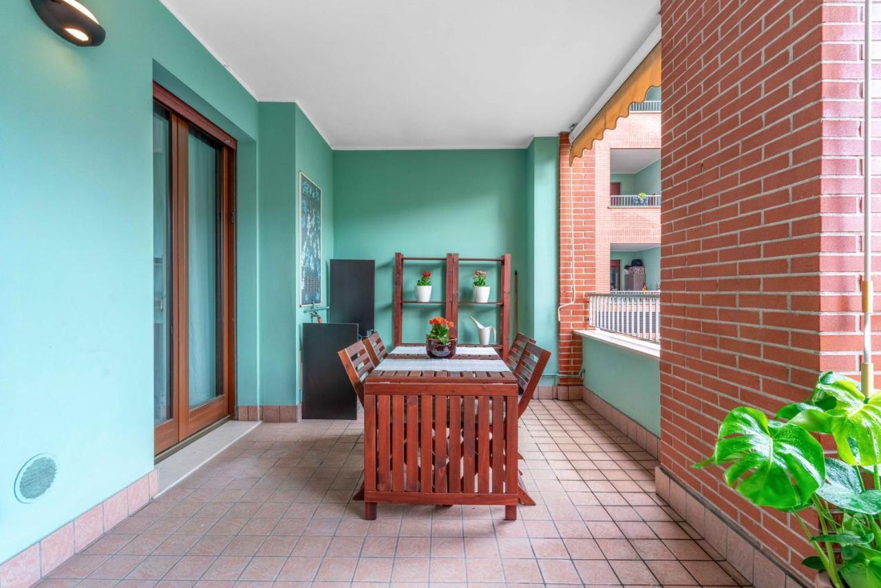 Exclusive With Terrace Apartment *