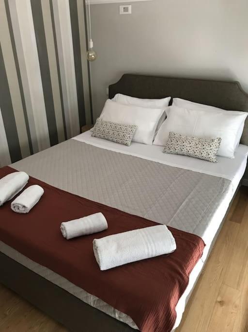 Apartment Dezza Loft Milan