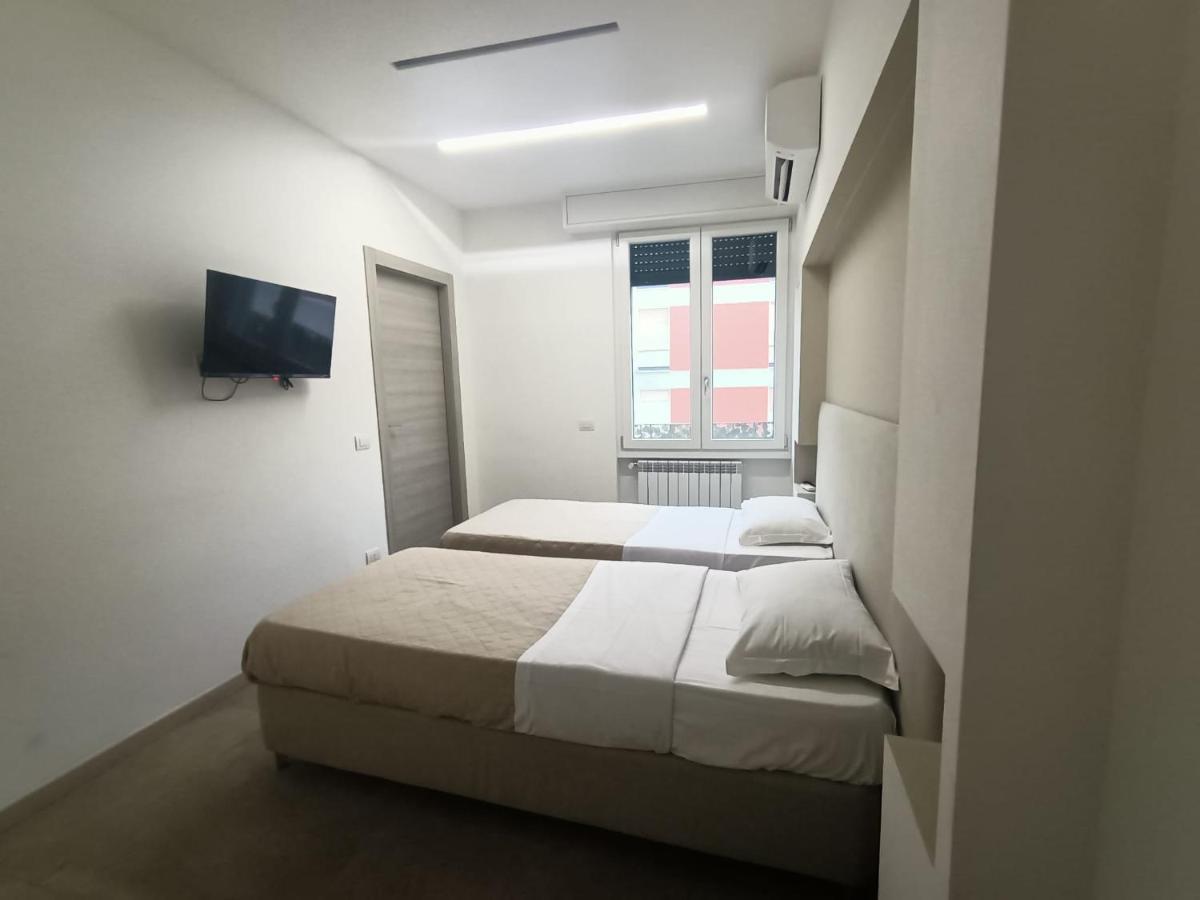 Parea House 3 * Milan