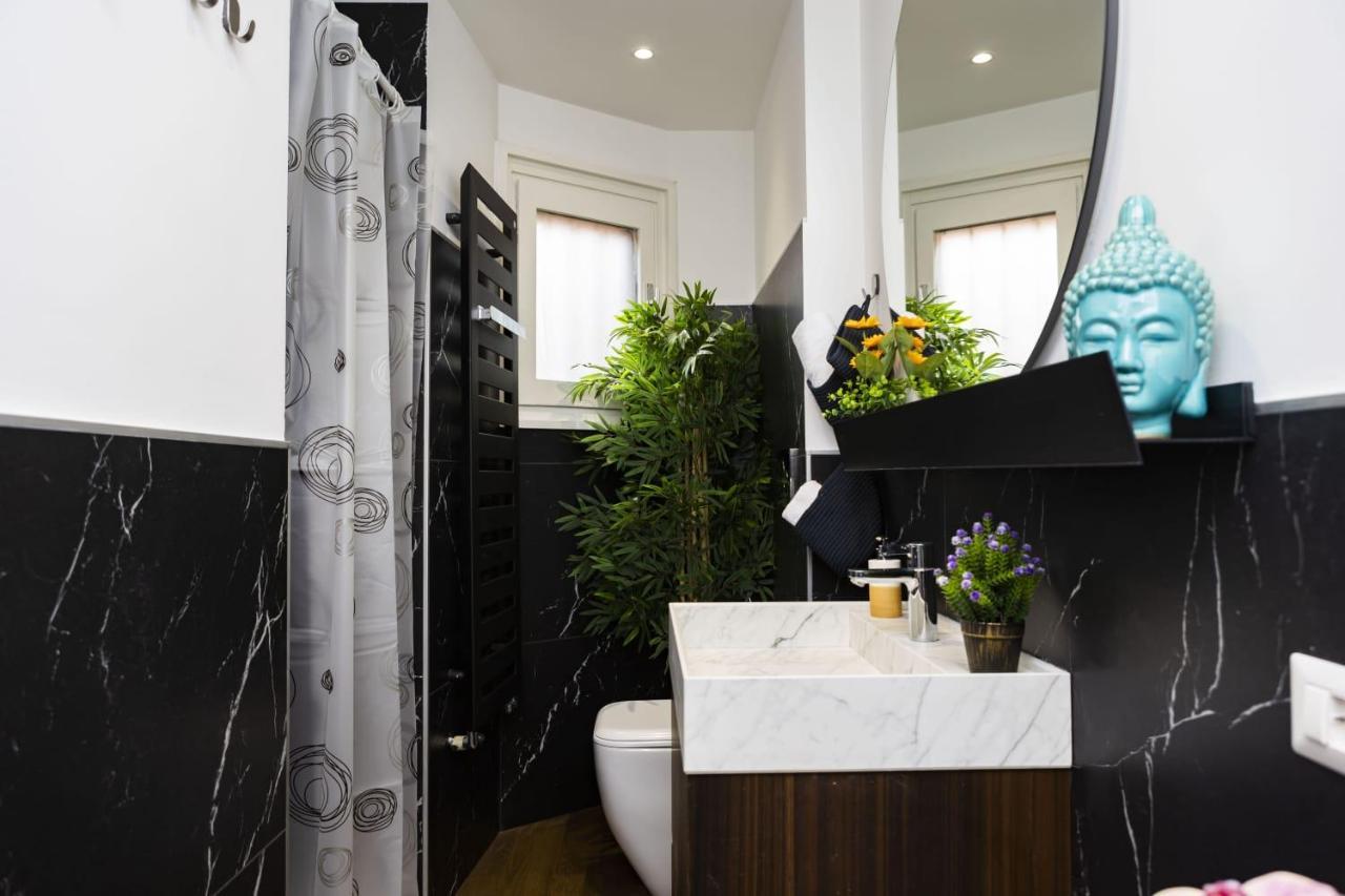 Disciplini Duplex Apartment Milan