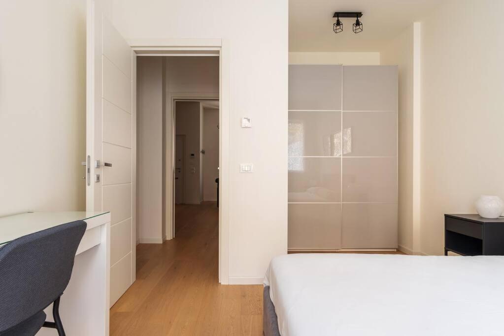 Kaizen House - Bilocale De Angeli * Milano