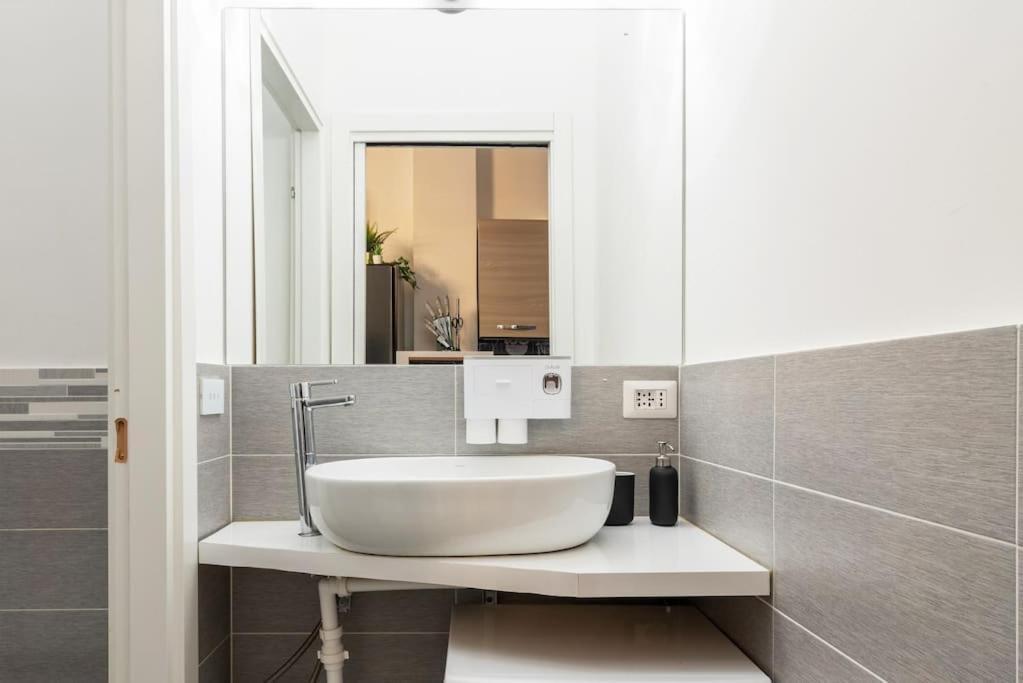 Da Francesco - Ampio Monolocale Soppalcato Apartment Milan