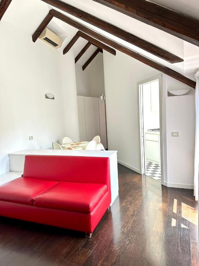 Garibaldi Apartment Milan