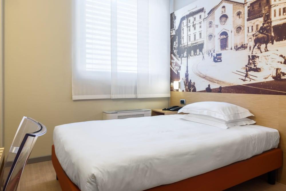 Hotel La Spezia Milan
