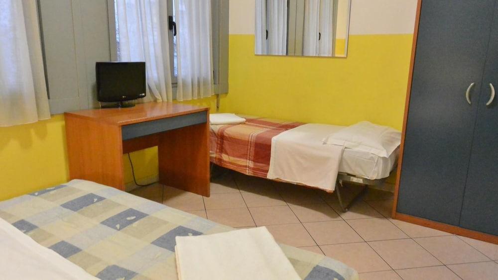 Hotel Csi Group - Station