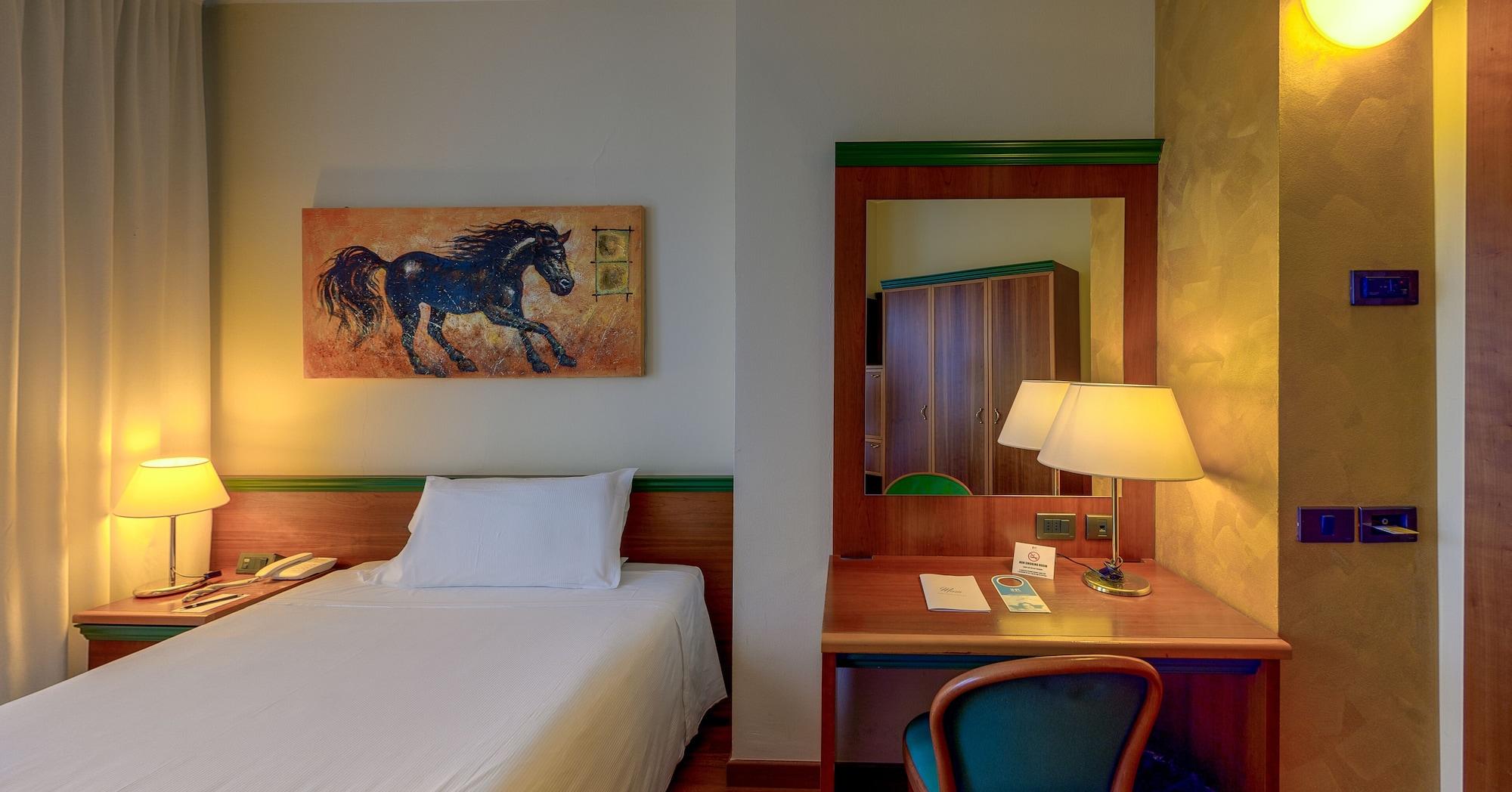 Hotel Raffaello Milan
