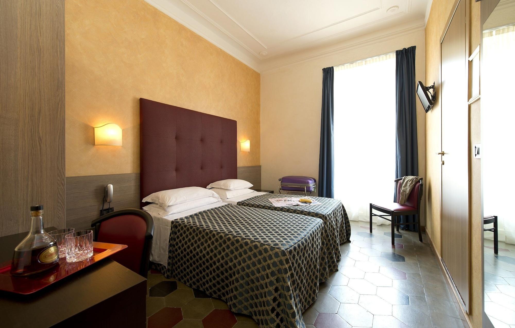 Panizza Hotel 3*