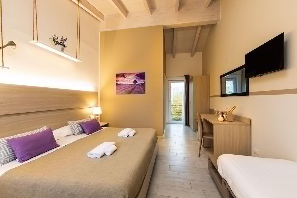 Dolce Luna Farm stay Milan