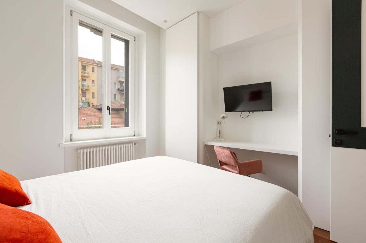 Modern & Comfortable Flat - Near Station Apartment Milan