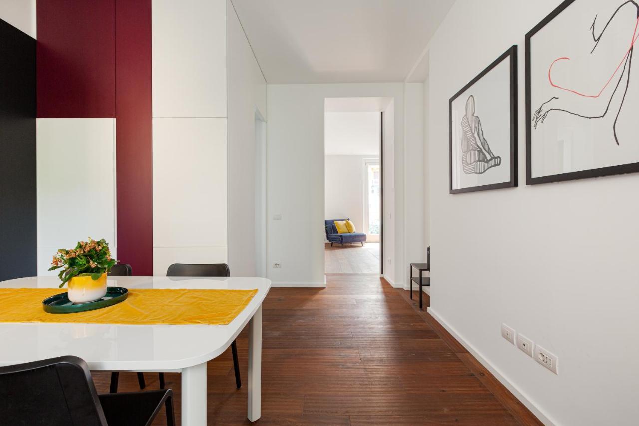 Modern & Comfortable Flat - Near Station Apartment