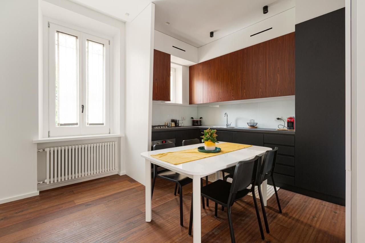 Modern & Comfortable Flat - Near Station Apartment *
