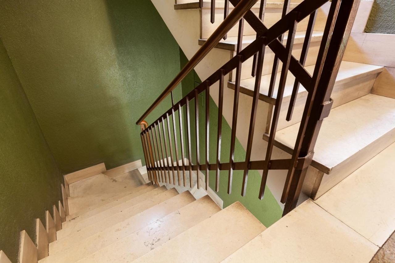 Fashion And Modern Fashion Area Apartment Milan