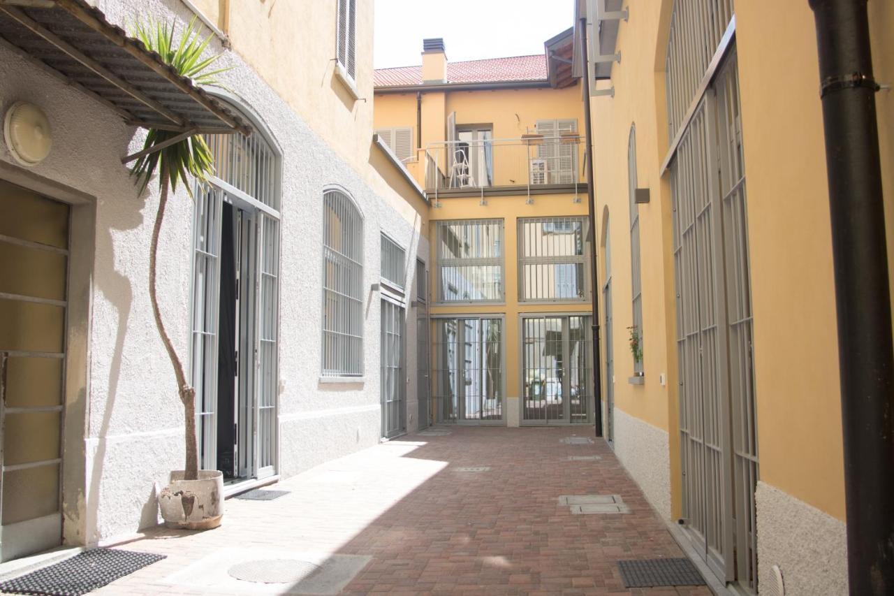 Just Urban Stays - Modern Loft In City Center V Giornate Apartment