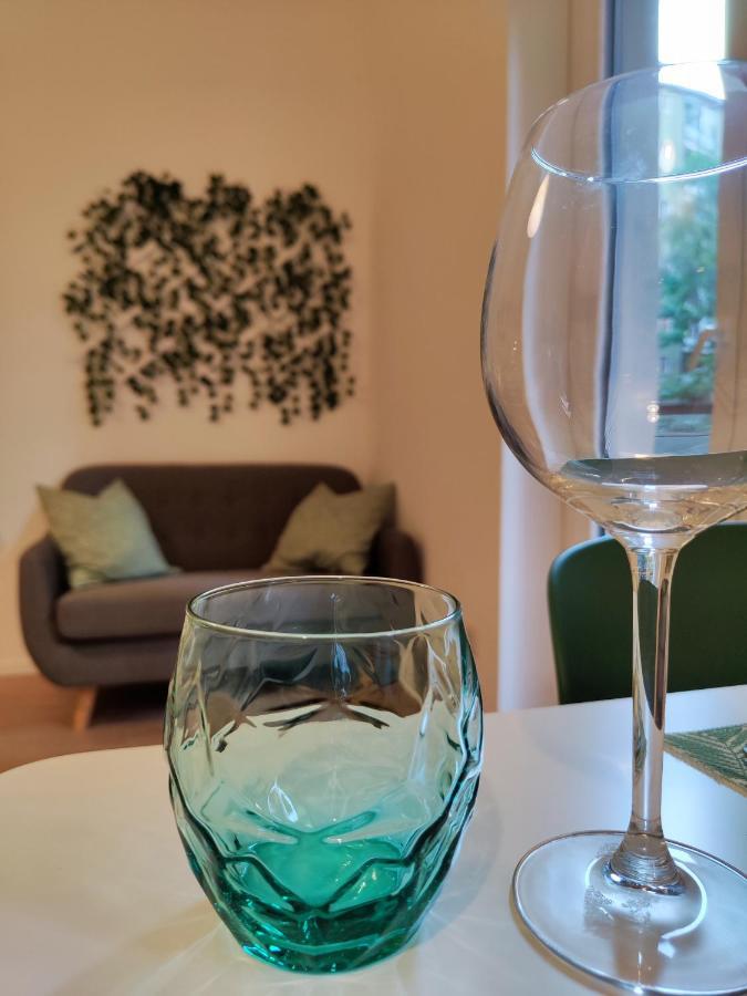 The Green Apt - Stylish And Confortable Large Studio Close To Metro Appartamento Milano