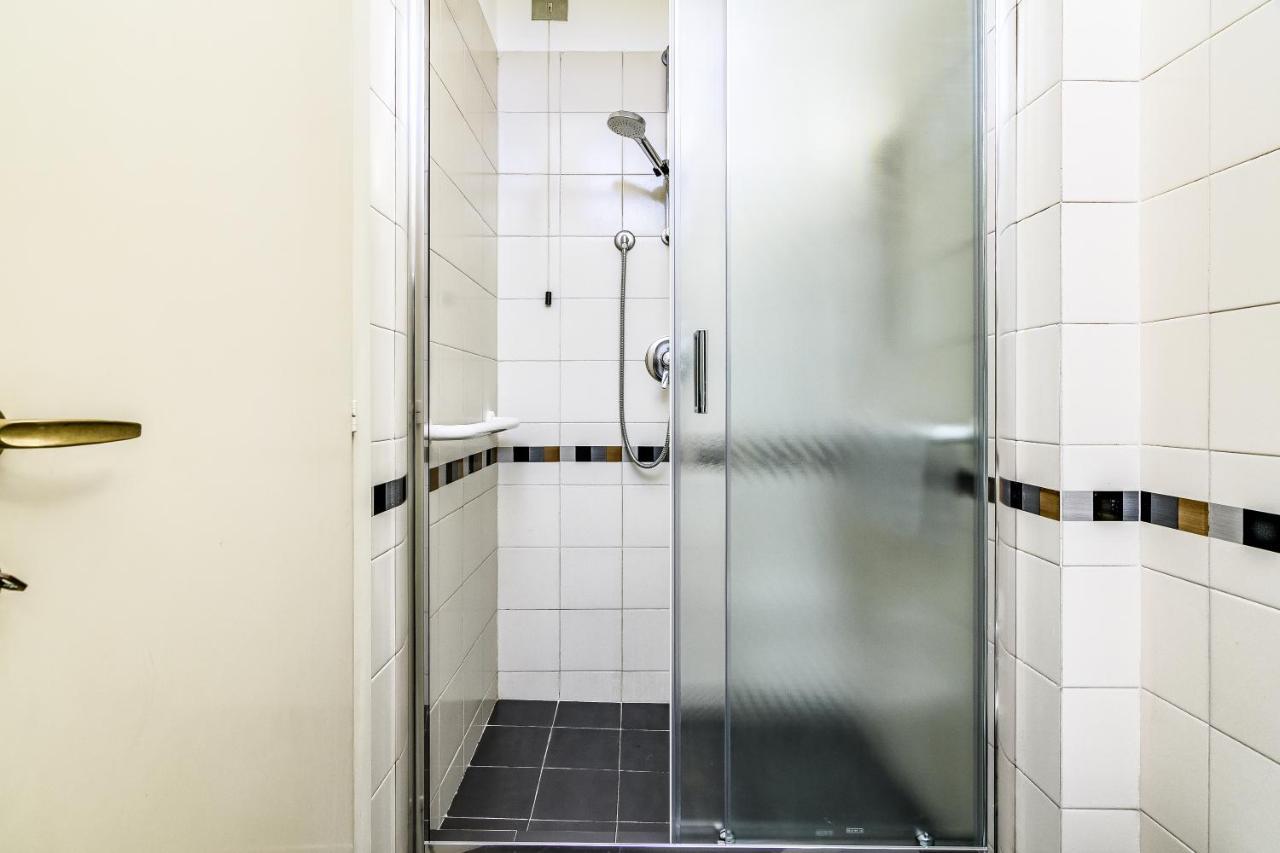 Apartment Huge Center Guastalla Gardens 8pax *