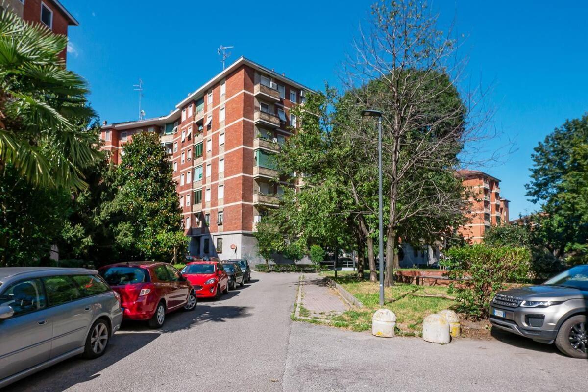 Ihost - Veneziano 8 Milão
