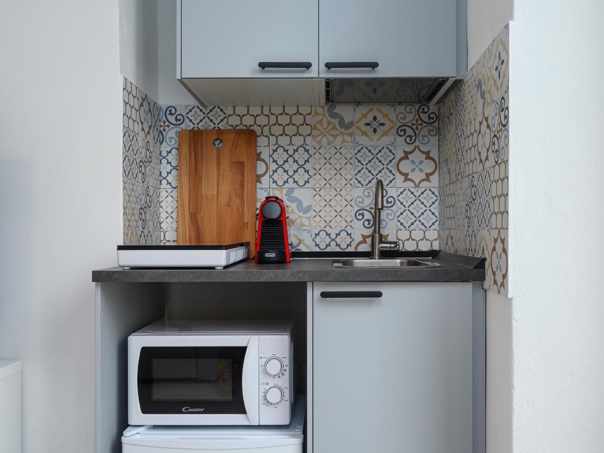 Insubria 8-3sx - Monolocale Cool Apartment