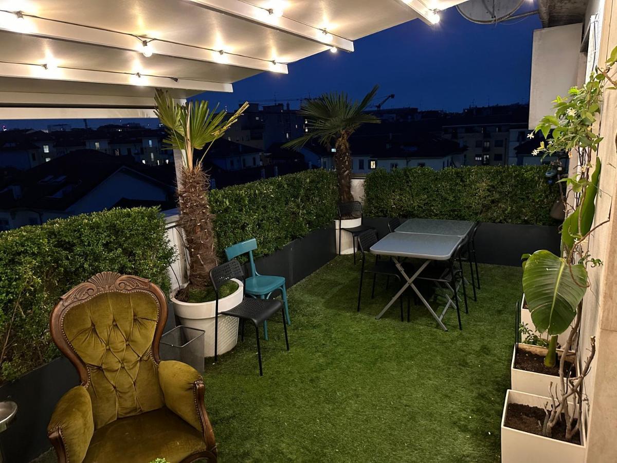 Apartment Duomo View Atticquiet Terrace! Milan