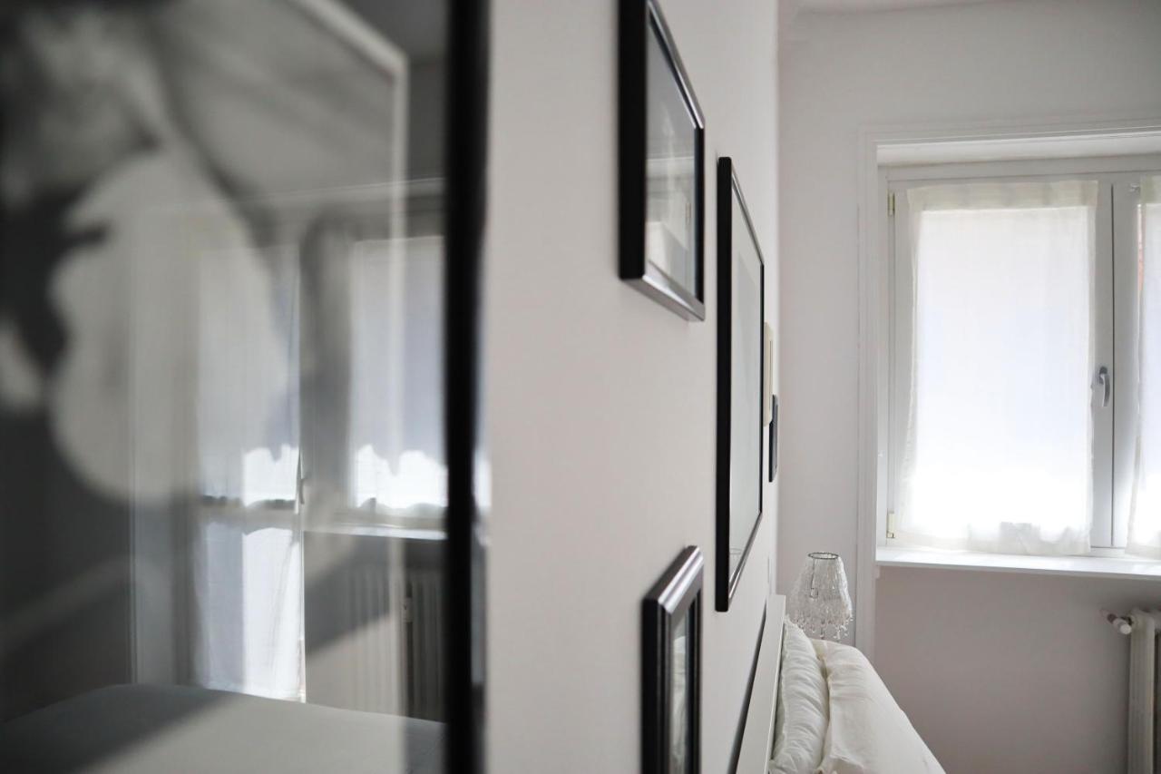 Casa Nana Modern House Milan