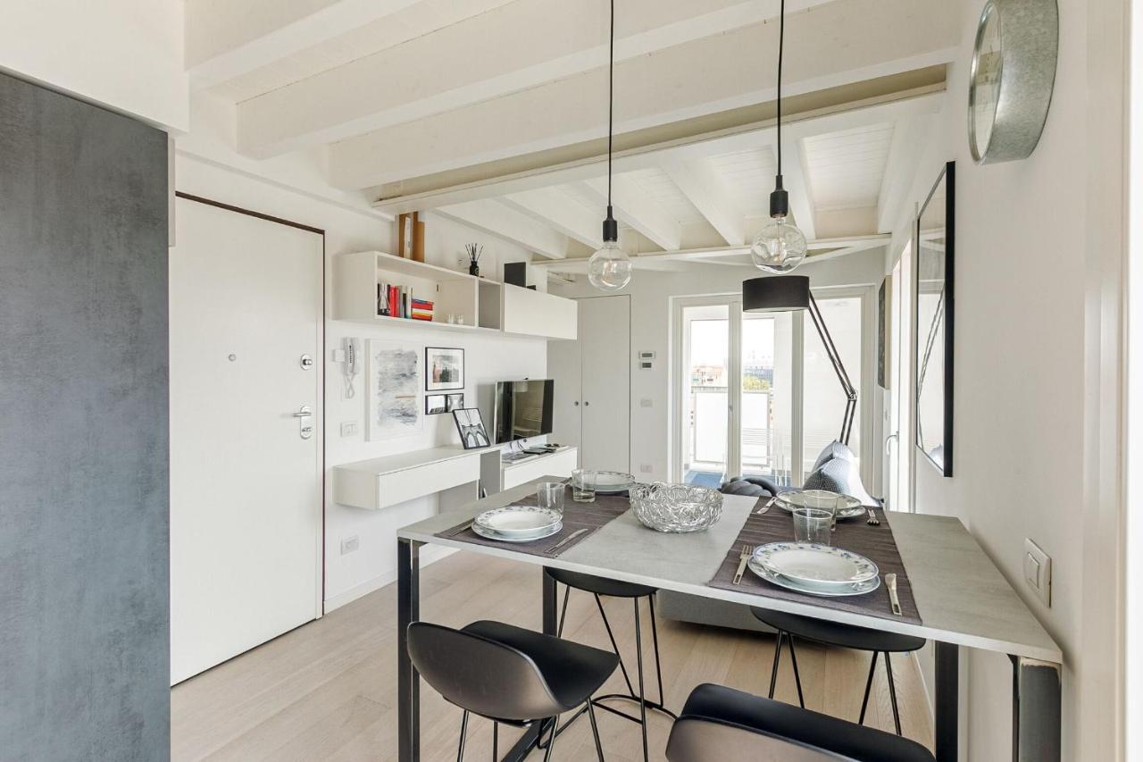 Carlo D'adda By Halldis Apartment