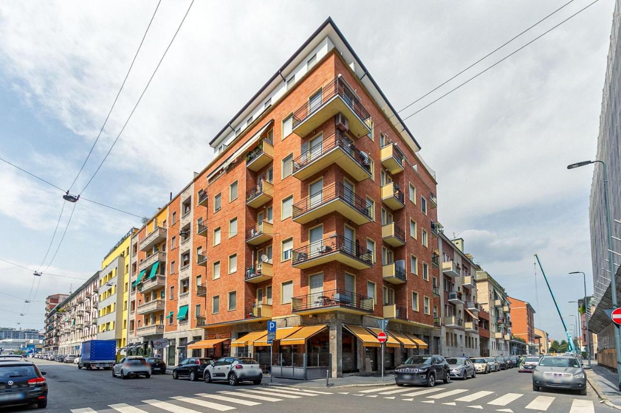 Carlo D'adda By Halldis Apartment *