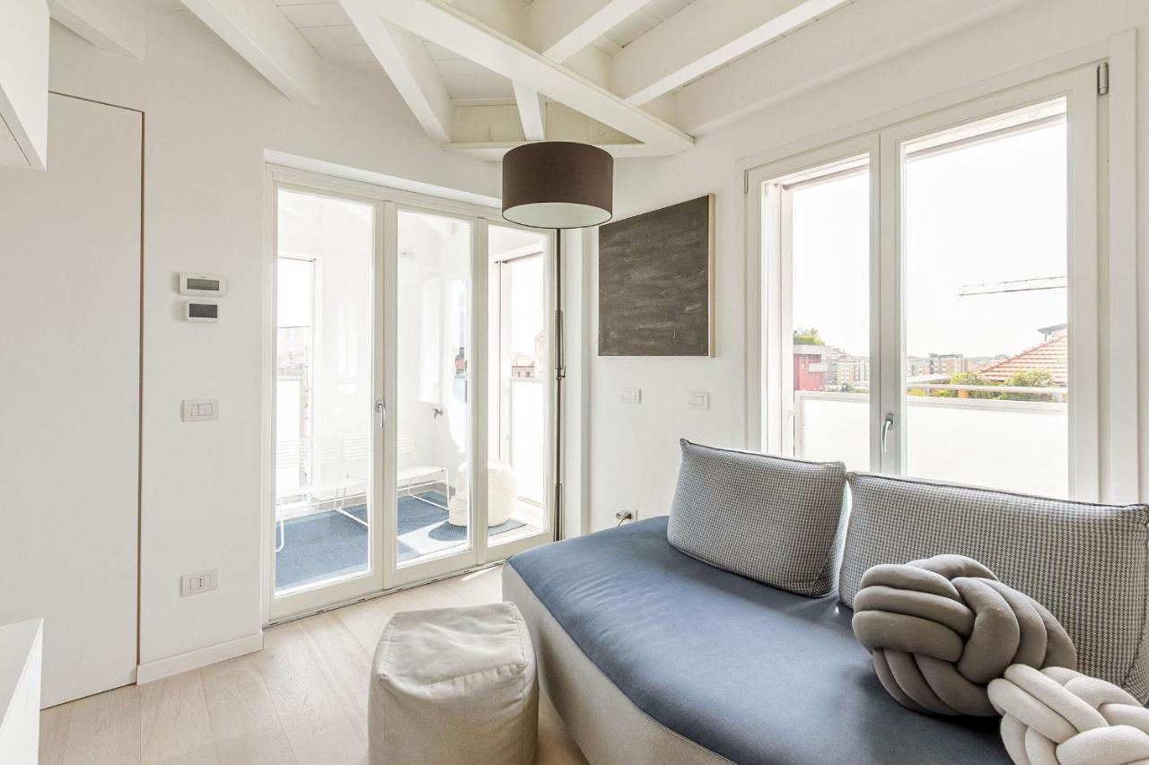 Carlo D'adda By Halldis Apartment