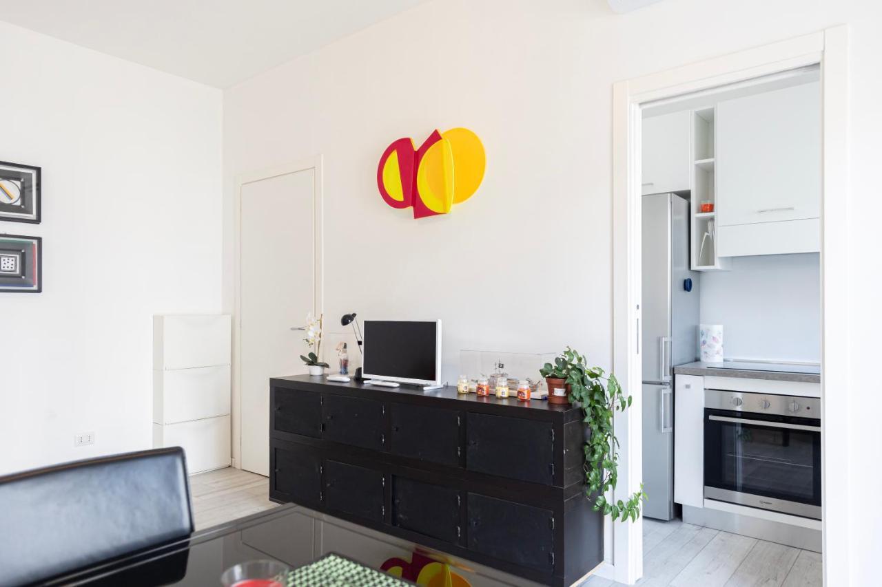 Elegante Bilocale In Corso Lodi/brenta Apartment Milan