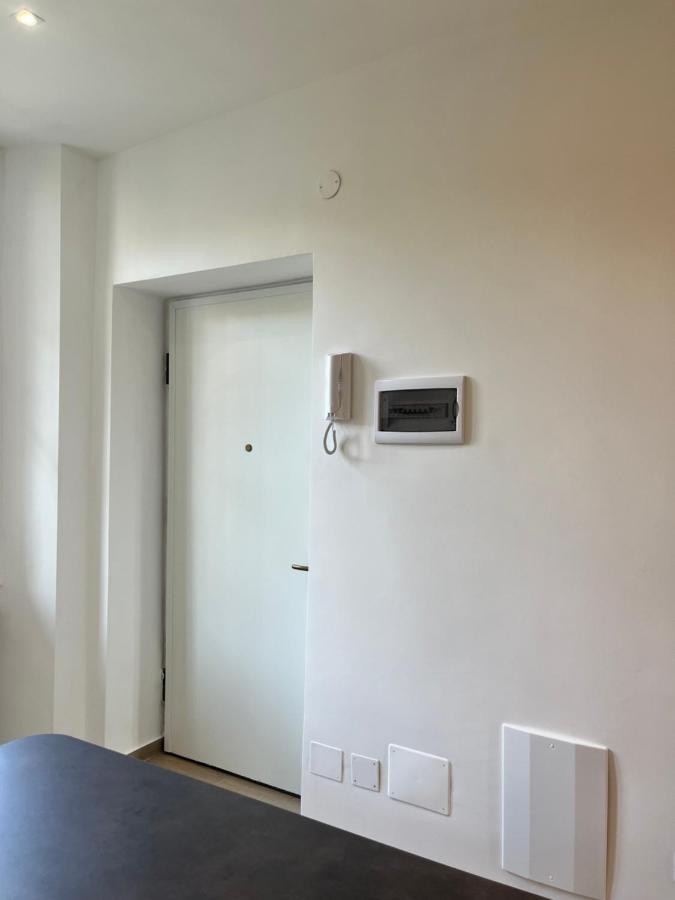 Sunny Apartment