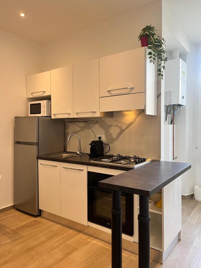 Sunny Apartment *