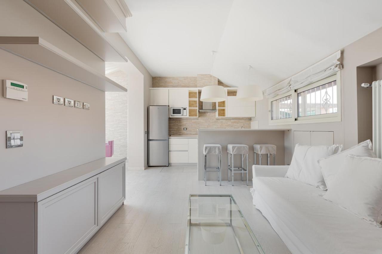 Lovely - W/ Terrace Apartamento