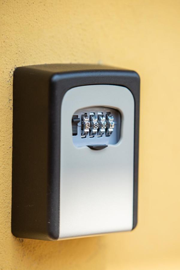 {corso Sempione - Citylife} - Wi-fi / Netflix /mm5 Apartment