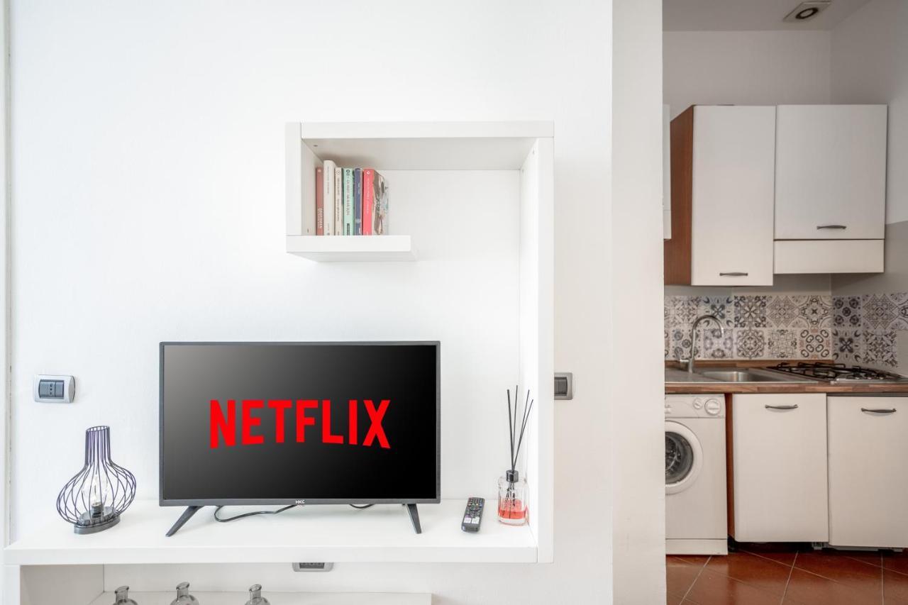 {corso Sempione - Citylife} - Wi-fi / Netflix /mm5 Milan