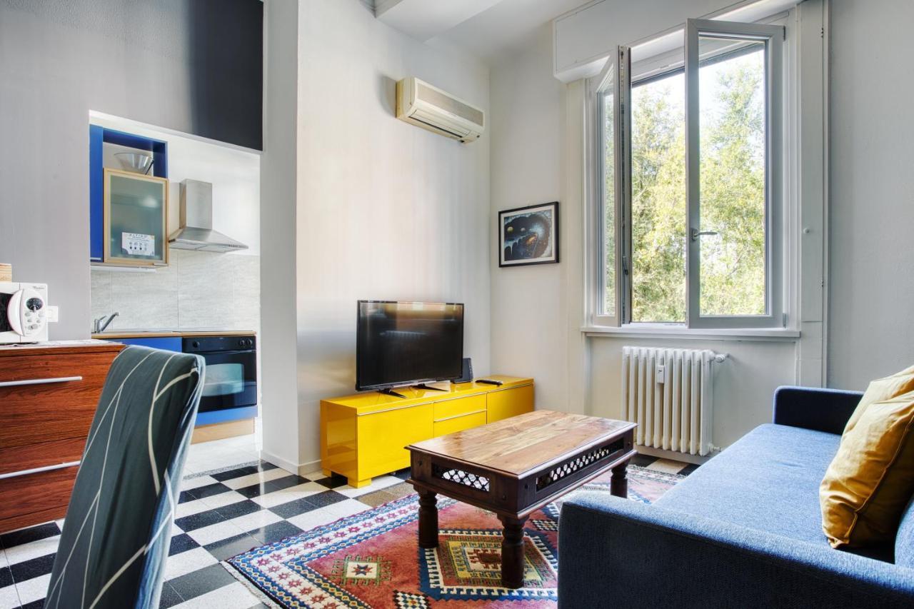 Joivy Stylish Flat In Porta Genova Milano