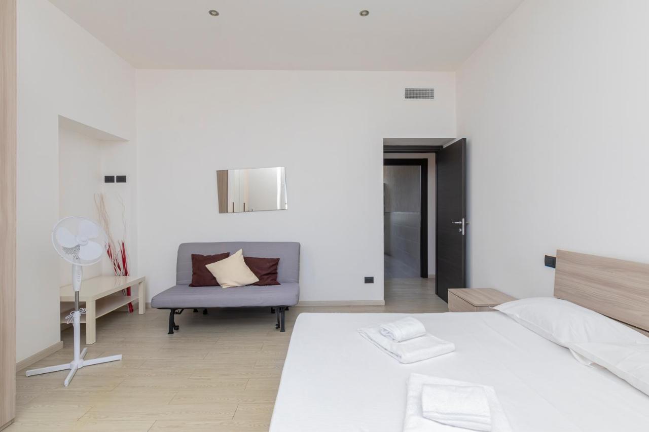 I Host - Asiago 4 * Milano