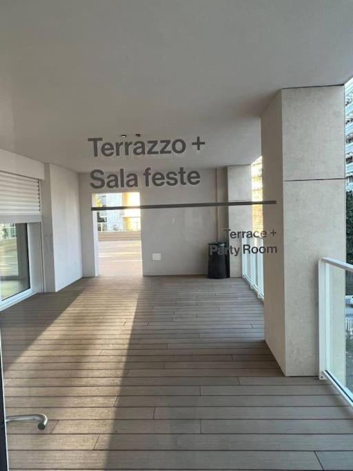 Eliteestates-sky16+gym+pool+free Parking+ps5+rooftop Apartamento