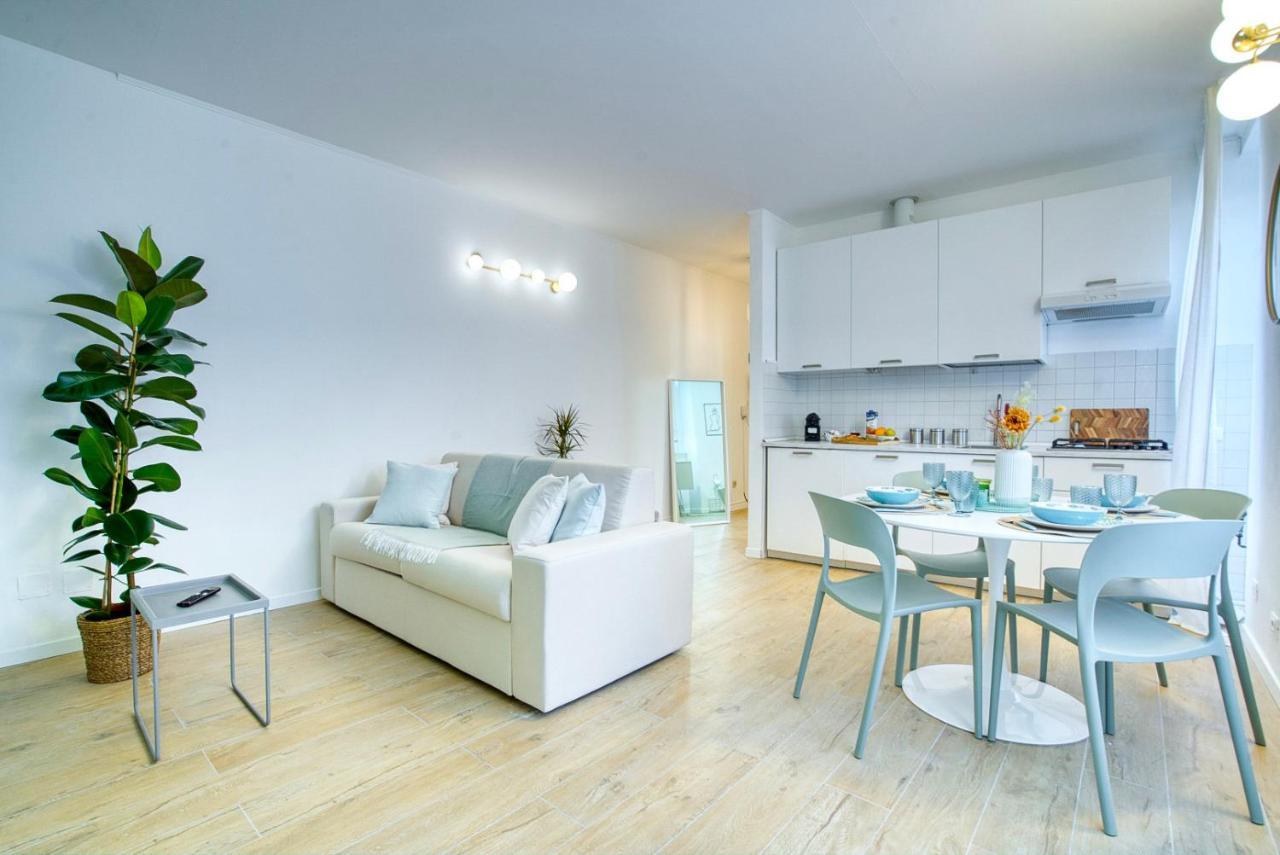 Leafy Sunshine, Bilocale In Porta Venezia, Con Metro A 1 Min A Piedi Apartamento