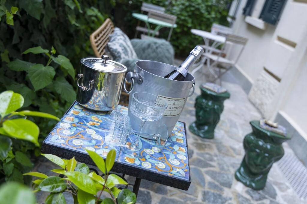 Luxury Bohemian With Private Garden In Apartment
