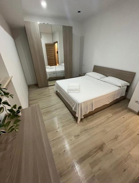Apt. N. 2 Apartment Milan