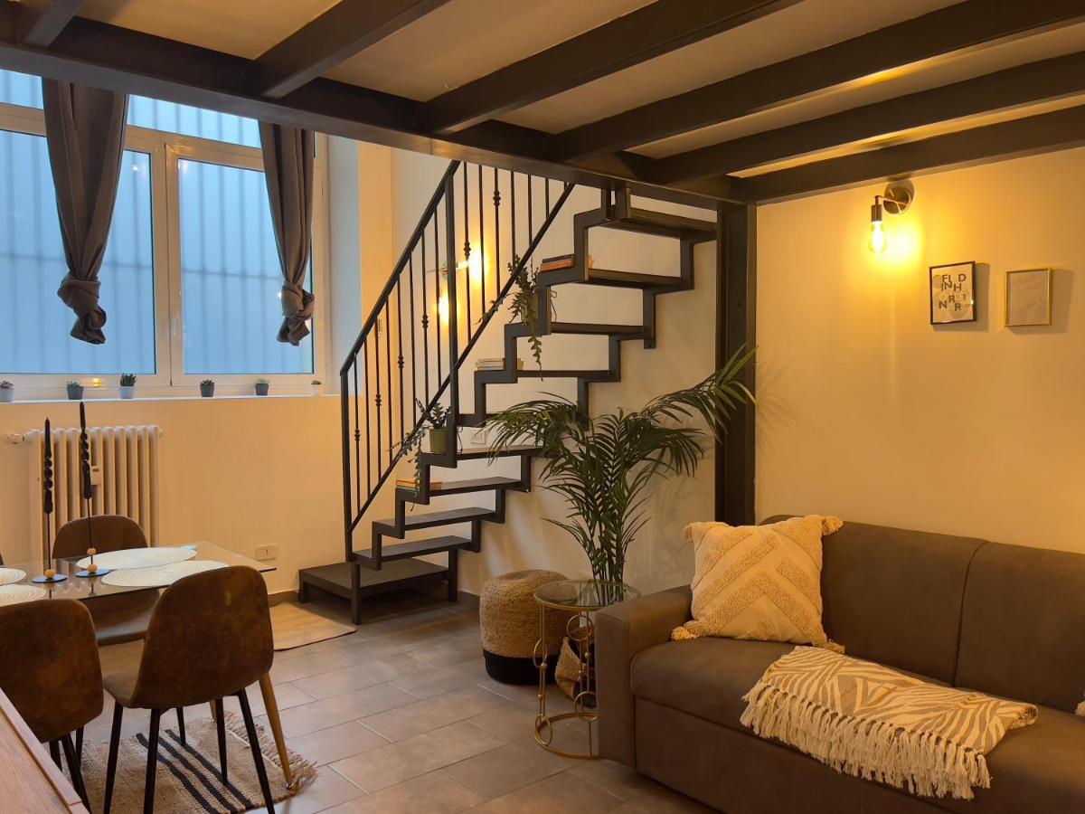 Appartamento Regina In Porta Romana 3 - Sky Tv, Wifi & Breakfast Box Milano