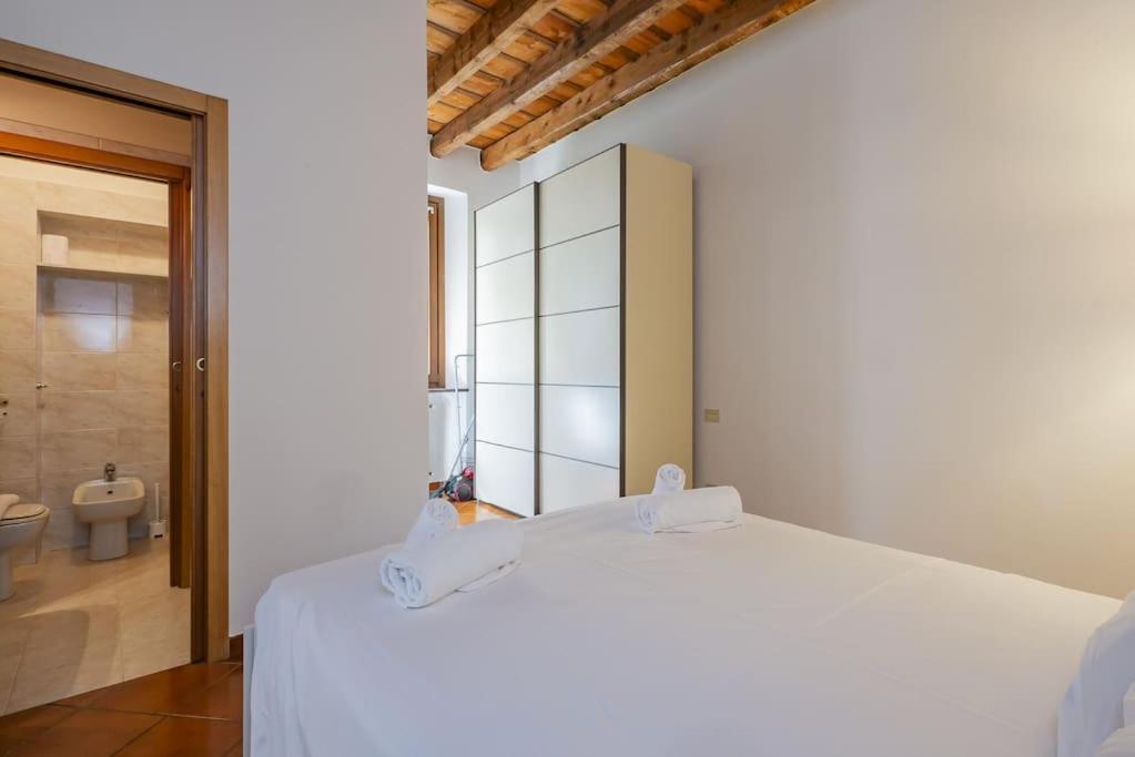 Youhosty - Ripa5 C Apartment *