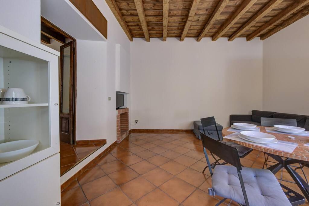 Apartment Youhosty - Ripa5 C