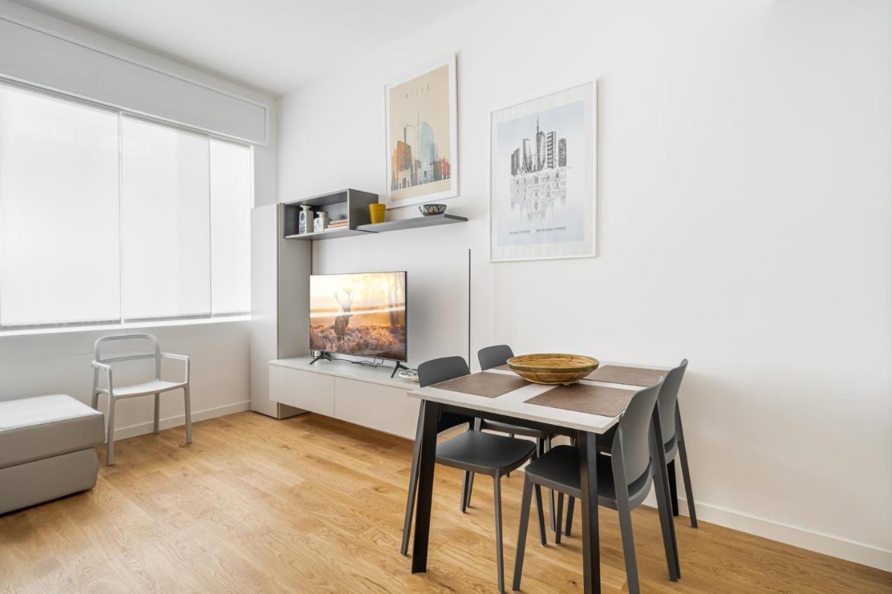 Easylife - Moderno Rifugio A Due Passi Dal Duomo Milan
