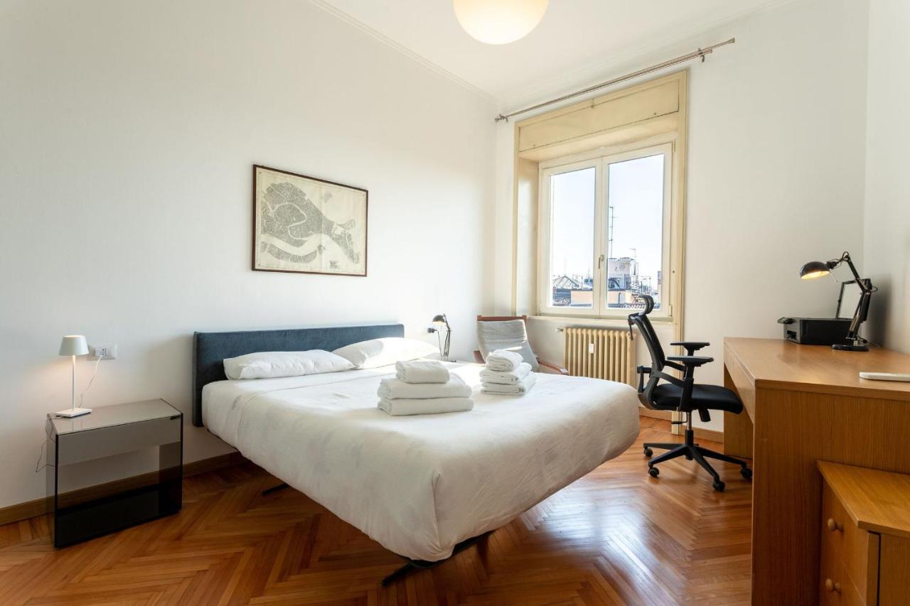 Garibaldi Two Bedrooms By Halldis Apartment Milan