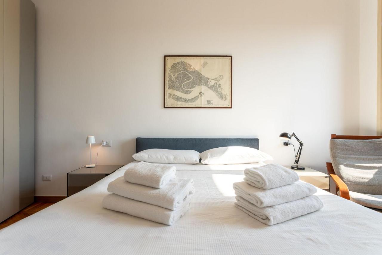 Garibaldi Two Bedrooms By Halldis * Milan