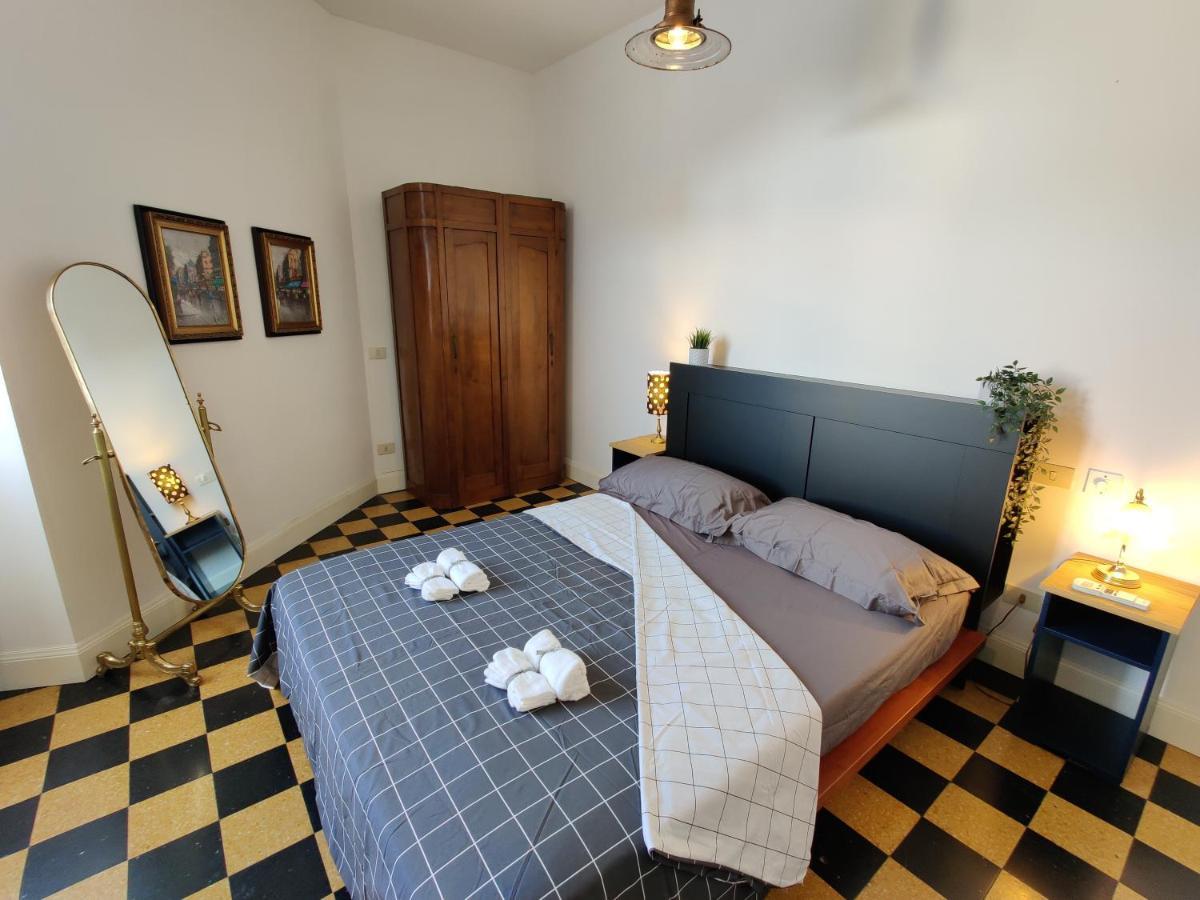 Elegante Trilocale A Apartment *