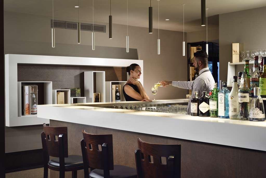 Century Hotel 4*