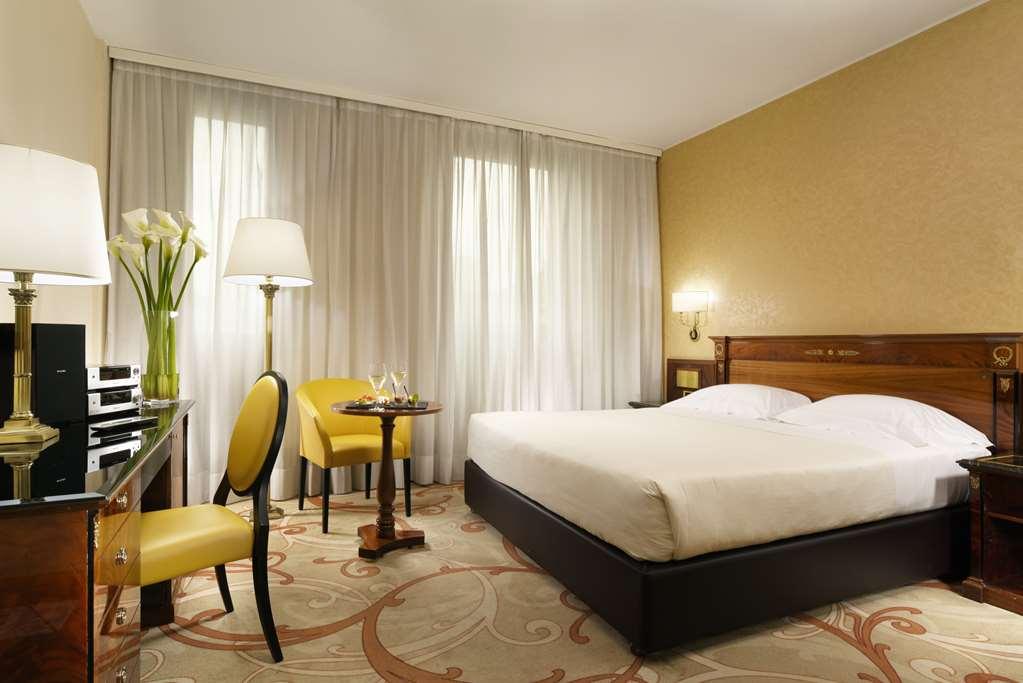 Hotel Scandinavia 4*