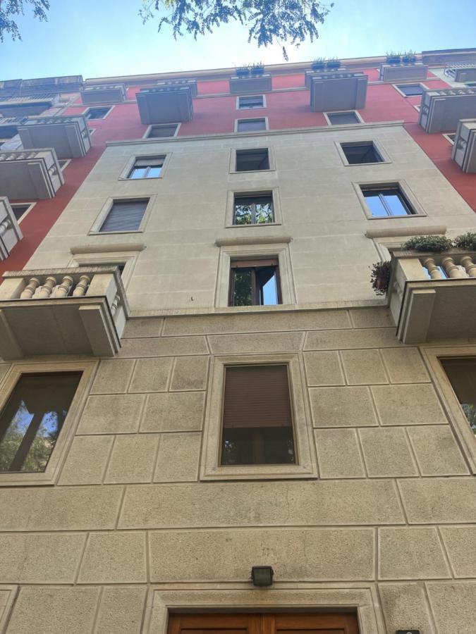 Porta Venezia Apartment